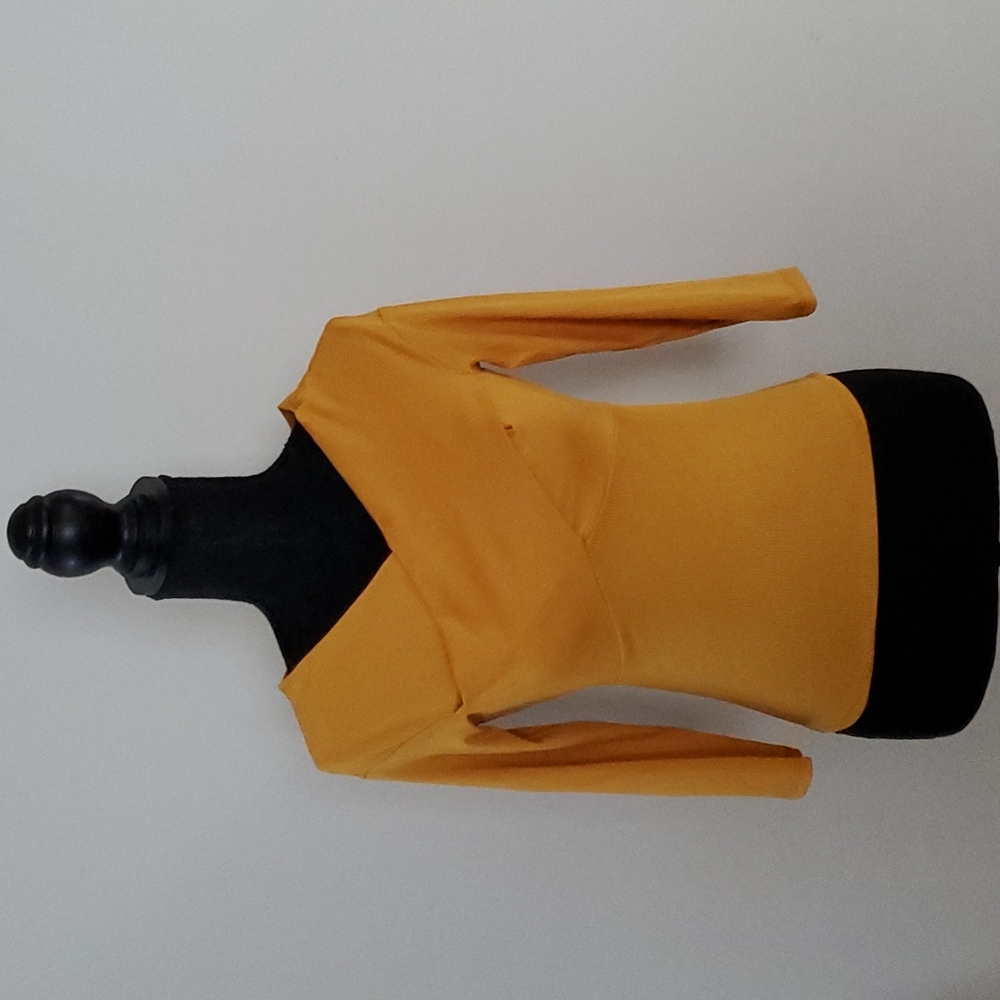 Golden yellow top